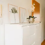 Penthouse Am Dom- Altstadt In 200 M- 4 Dachterrassen, Stilvoll Und Ruhig, 24-7-self Check-in Fuer Bis Zu 6 Personen *