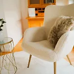 Penthouse Am Dom- Altstadt In 200 M- 4 Dachterrassen, Stilvoll Und Ruhig, 24-7-self Check-in Fuer Bis Zu 6 Personen *