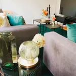 شقة Penthouse Am Dom- Altstadt In 200 M- 4 Dachterrassen, Stilvoll Und Ruhig, 24-7-self Check-in Fuer Bis Zu 6 Personen