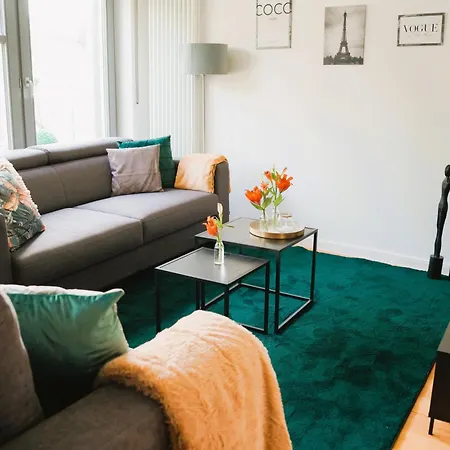 Lejlighed Penthouse Am Dom- Altstadt In 200 M- 4 Dachterrassen, Stilvoll Und Ruhig, 24-7-self Check-in Fuer Bis Zu 6 Personen *