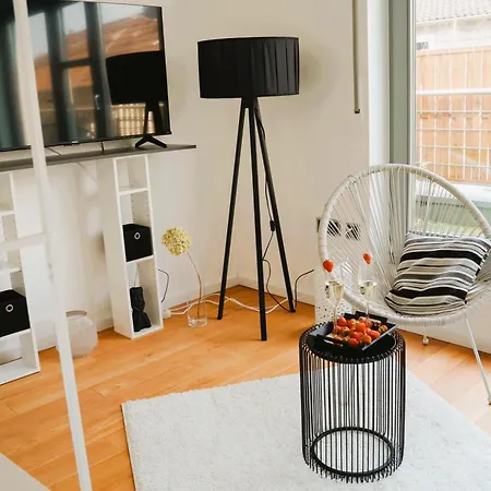 Penthouse Am Dom- Altstadt In 200 M- 4 Dachterrassen, Stilvoll Und Ruhig, 24-7-self Check-in Fuer Bis Zu 6 Personen Lejlighed Paderborn