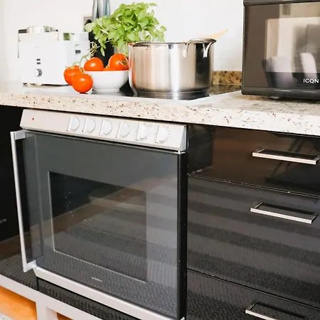 Penthouse Am Dom- Altstadt In 200 M- 4 Dachterrassen, Stilvoll Und Ruhig, 24-7-self Check-in Fuer Bis Zu 6 Personen Apartmán Paderborn