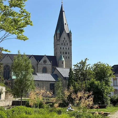 Penthouse Am Dom- Altstadt In 200 M- 4 Dachterrassen, Stilvoll Und Ruhig, 24-7-self Check-in Fuer Bis Zu 6 Personen Apartmán