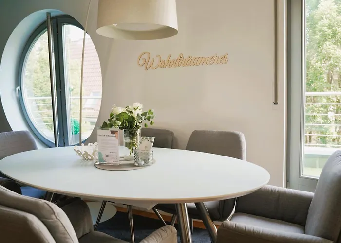 Penthouse Am Dom- Altstadt In 200 M- 4 Dachterrassen, Stilvoll Und Ruhig-self Check-6 Personen * Paderborn