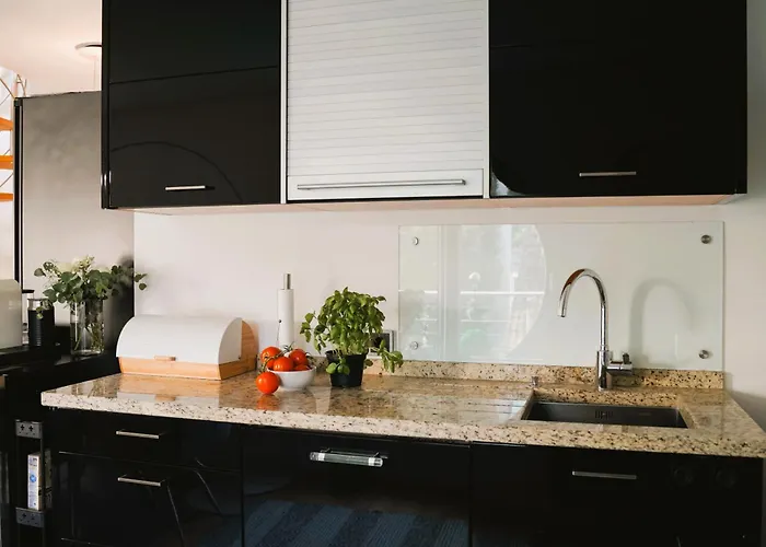 Апартаменты Penthouse Am Dom- Altstadt In 200 M- 4 Dachterrassen, Stilvoll Und Ruhig, 24-7-self Check-in Fuer Bis Zu 6 Personen Падерборн