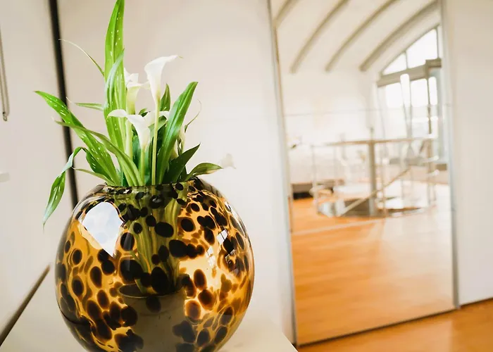 Lejlighed Penthouse Am Dom- Altstadt In 200 M- 4 Dachterrassen, Stilvoll Und Ruhig, 24-7-self Check-in Fuer Bis Zu 6 Personen