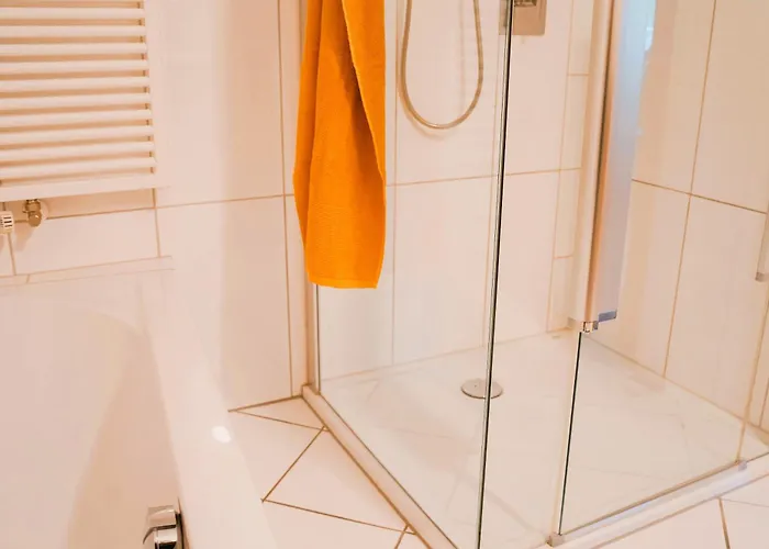 Penthouse Am Dom- Altstadt In 200 M- 4 Dachterrassen, Stilvoll Und Ruhig, 24-7-self Check-in Fuer Bis Zu 6 Personen 公寓 *