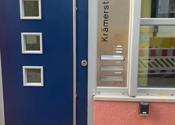 Penthouse Am Dom- Altstadt In 200 M- 4 Dachterrassen, Stilvoll Und Ruhig-self Check-6 Personen Paderborn